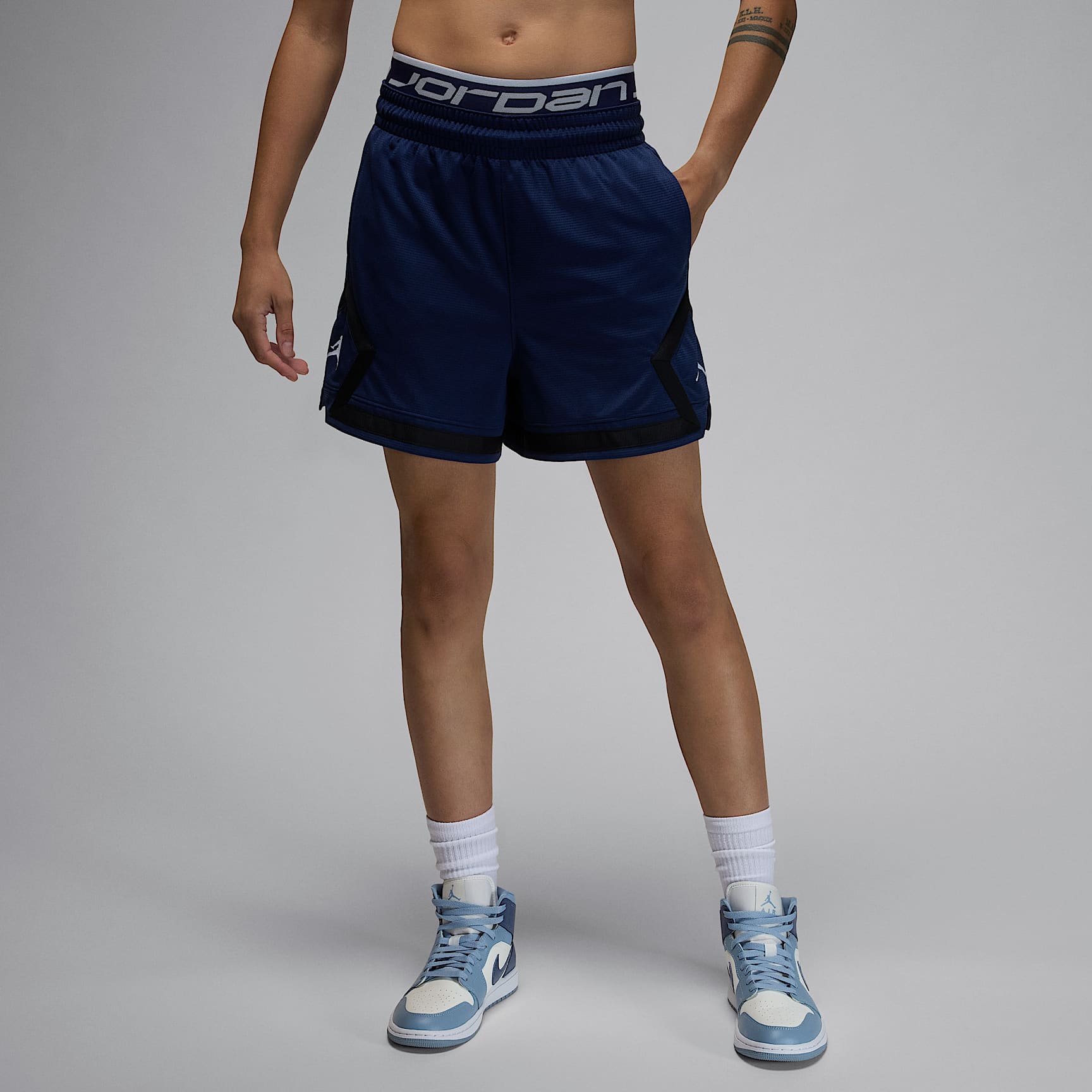 Jordan Sport Women's 4